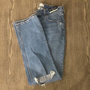 Abercrombie & Fitch Mid Rise '90s Straight Curve Love Jeans
